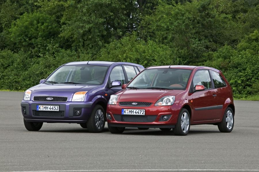  Ford Fiesta 2006 года  (фото 6 из 42)